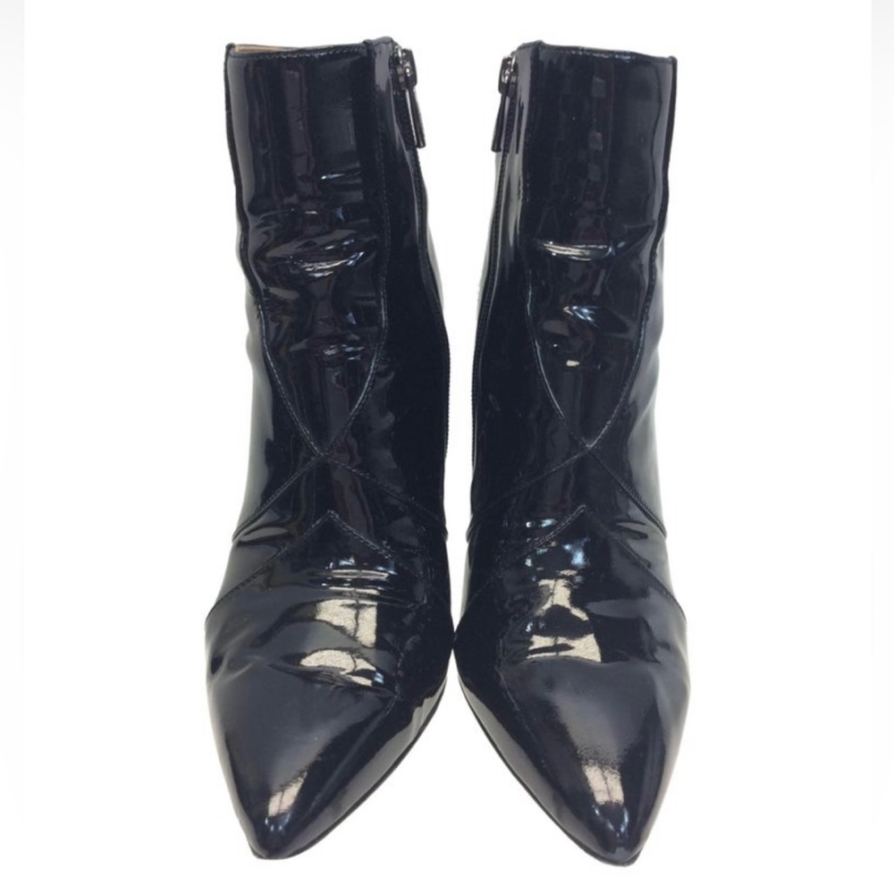 Genuine-Sigerson Morrison Black Patent Leather Ankle Boot, size 7. Slightly worn